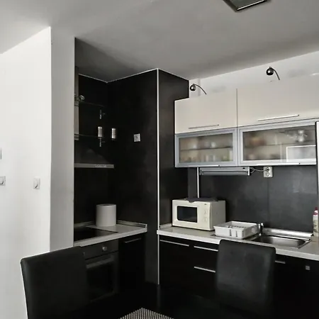 City Apartment Ni Екстериор снимка
