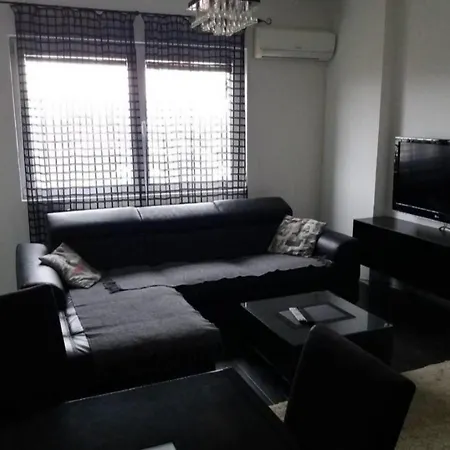 City Apartment Ni Екстериор снимка