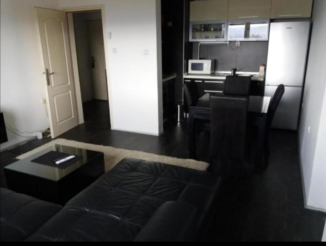 City Apartment *